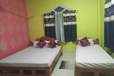 Отель Holiday Palace