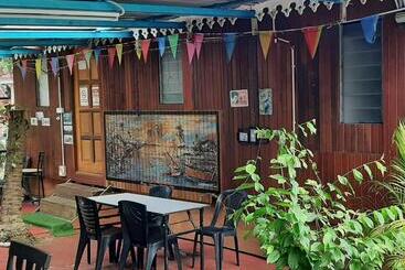 Aa Backpackers Hostel