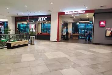アパートホテル Kuala Lumpur Datum Jelatek   Klcc View   Infont Lrt And 5 Minutes To Klcc  Near By Gleneagles