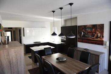 פנסיון Kaboo Home