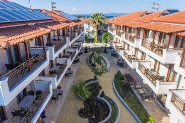 Apanemia By Flegra Hotels