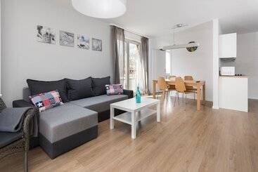 Turista apartmanok Apartamenty Apartinfo   Blue Side Family