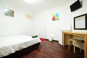 Hostelli Banana Backpackers