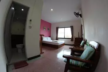 هتل My Place @ Surat