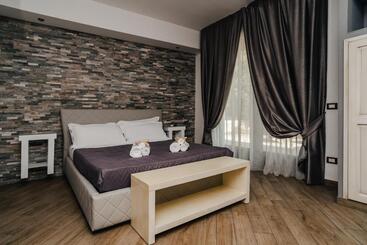 Bed and Breakfast Holiday Gli Archi