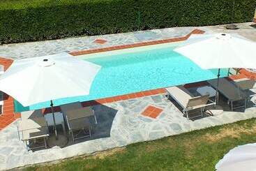 پانسیون B&b Maesta Di Cudino