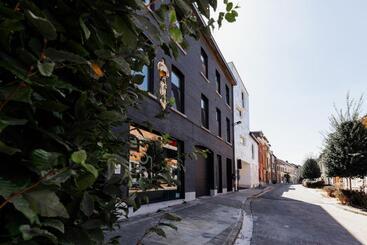 住宿加早餐 Befour