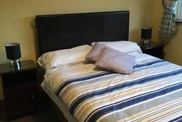 Maureen's Bed And Breakfast