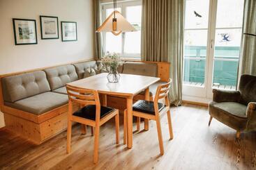 هتل Bio Landpension Monika