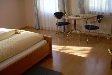 Hotell Thermenpension Gigler