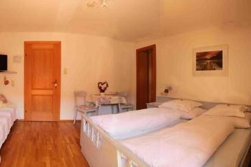 Bed and Breakfast Haus Senoner