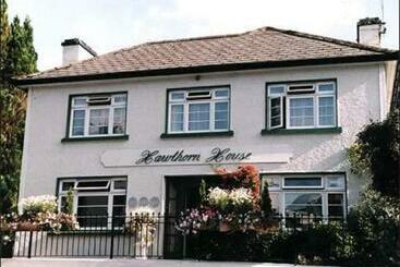 צימר Hawthorn House Guesthouse
