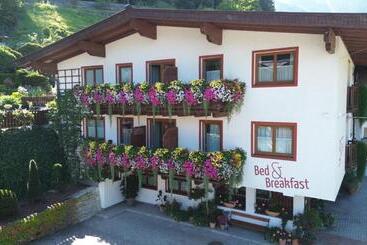 ベッドアンドブレックファースト Zimmervermietung Babsy