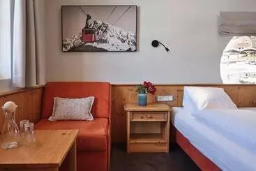 Hotelli Garni Pinzgau, Bernd Hüttl