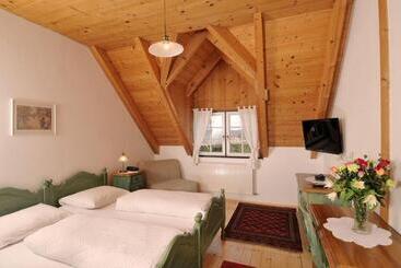 Hotel Stoffbauer Gmbh