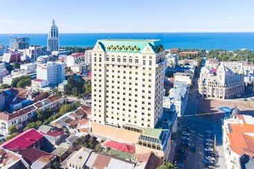 هتل Wyndham Batumi