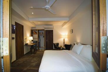 ベッドアンドブレックファースト Enkosa 4 Bedroom Wooden Luxury House