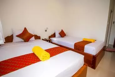 Hotel Blossoming Romduol Boutique