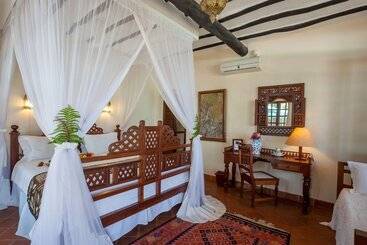 استراحتگاه Diani Blue