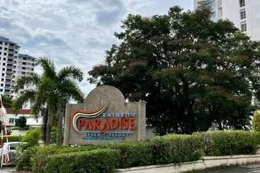 Pension Seaview Deluxe@rainbow Paradise Tg Bungah 4 6pax