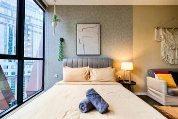 هتل آپارتمان Scarletz Suites Klcc By Minshuku