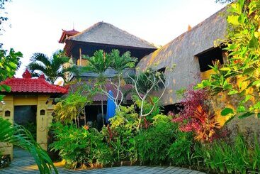 Aahh Bali Bed And Breakfast