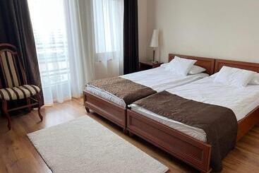 Brill Hotel Békéscsaba