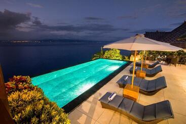 The Point Resort Lembongan