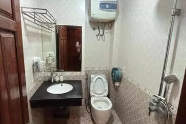 هتل Khách Sạn Nam Sơn