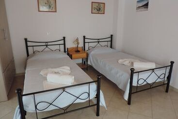 Appart'hotel Pelagos Rooms 10m From Gyrismata Beach