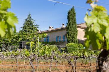 Pensió Domaine Du Clos D Alari