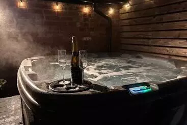 レジデンス Luxury Lincoln Home With Hot Tub Sleeps 8