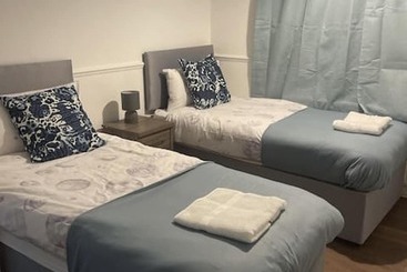 Residenssi Tms 3bdr Tilbury   Free Parking