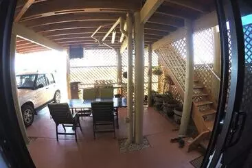 تختخواب و صبحانه On The Deck @ Shark Bay