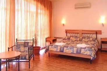 Hôtel Central Family