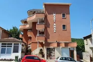 Hôtel Marianas Guesthouse