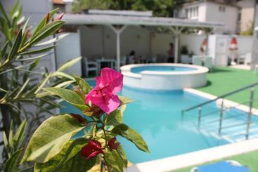 Hotel Saint George Family