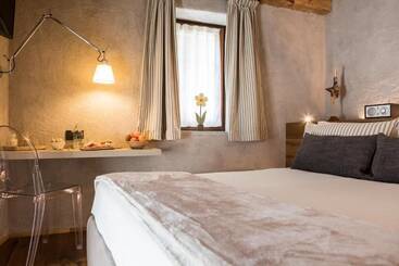 تختخواب و صبحانه Relais Bondaz