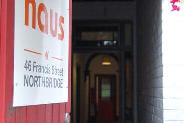 Haus Accommodation Hostel