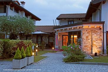 Otel Albergo Ai Sapori