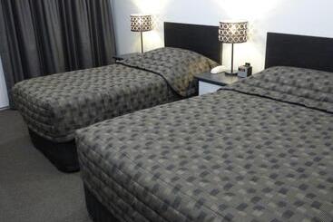 Motel Tower Motor Inn