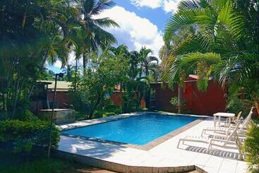 هتل آپارتمان Bungalow Chez Mouch Nosy Be 4