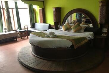 Hotel Eagle Nest Central Heated