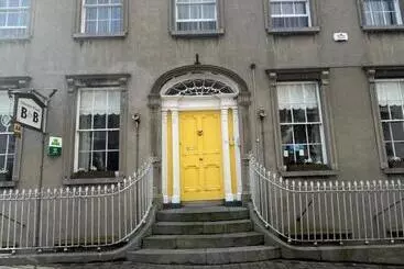 ベッドアンドブレックファースト Ashmore House