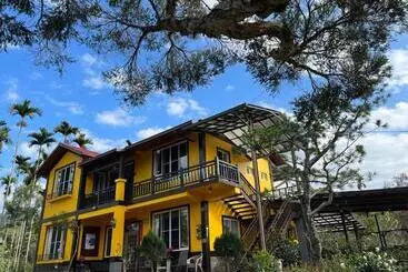 Chin Pin Lo B&b