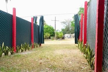 Hotel Peace And Love