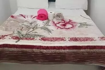 ペンション Ludinz Guest House Self Catering