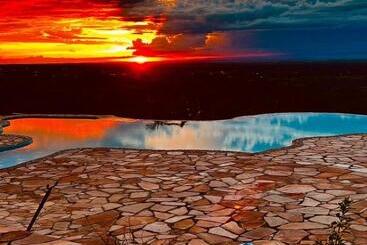 تختخواب و صبحانه Wildlife Enthusiasts