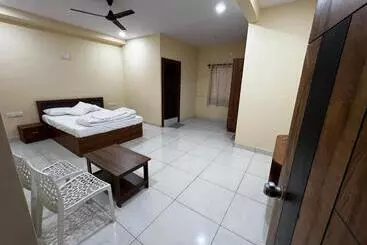 Hotel Royal Comforts Budigere