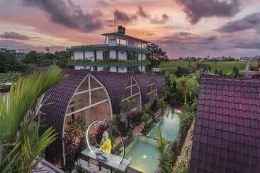 Majatalo Ila Gaia Bali